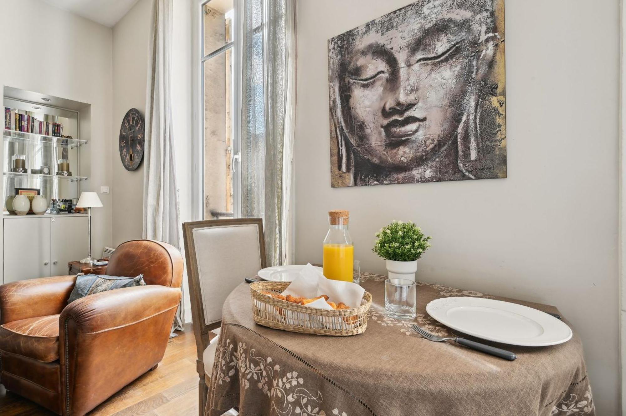 Champs-Elysees & Arc De Triomphe - Cityapartmentstay Paris Exterior photo