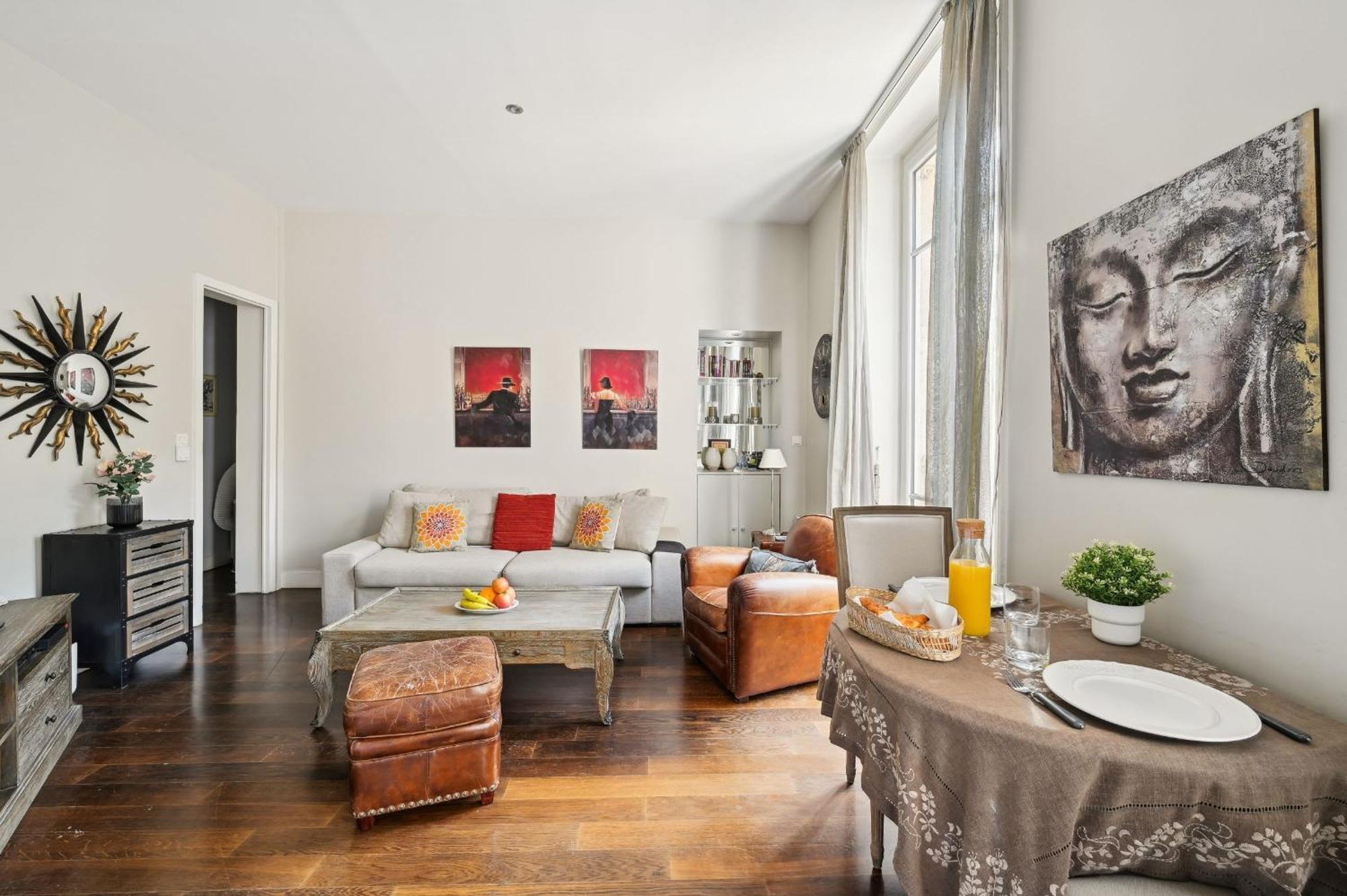 Champs-Elysees & Arc De Triomphe - Cityapartmentstay Paris Exterior photo